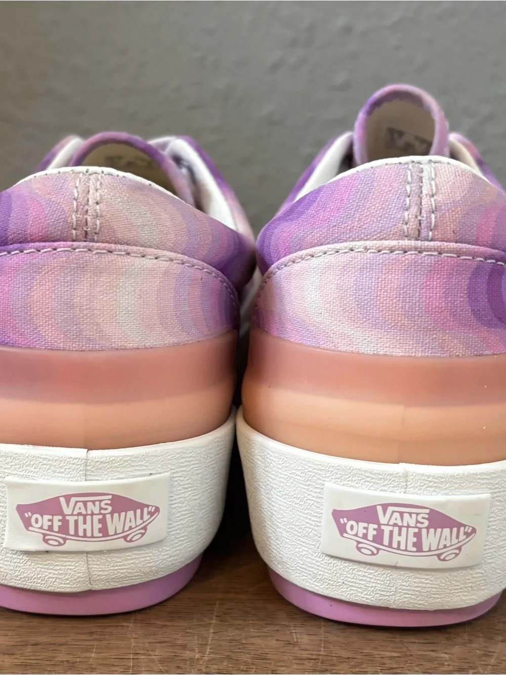 Vans Pink & Lavender Wave Pattern Platform Sneakers 7.5